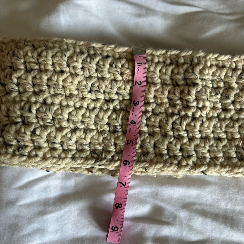 Knit Infinity Scarf - Picture 5 of 5